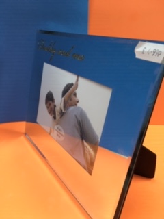 02 shiny photo frame